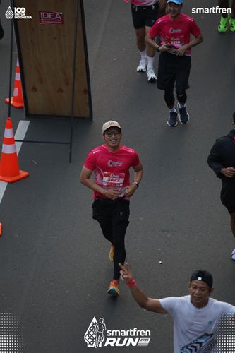 Race photo from Smartfren Run 2025 