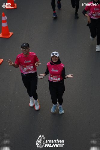 Race photo from Smartfren Run 2025 