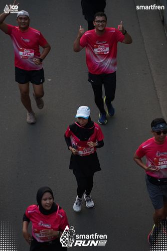 Race photo from Smartfren Run 2025 