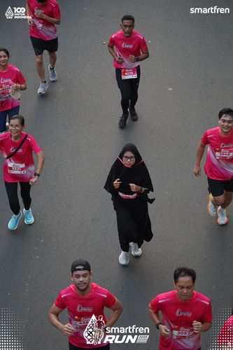 Race photo from Smartfren Run 2025 