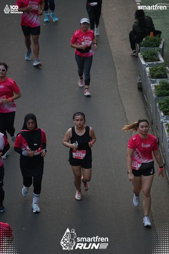 Race photo from Smartfren Run 2025 
