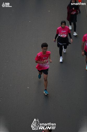 Race photo from Smartfren Run 2025 