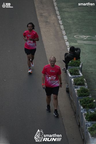 Race photo from Smartfren Run 2025 
