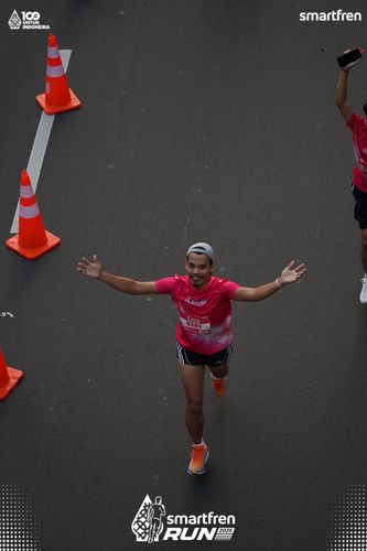 Race photo from Smartfren Run 2025 
