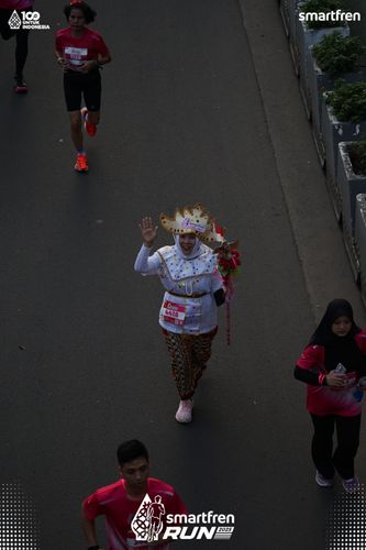 Race photo from Smartfren Run 2025 