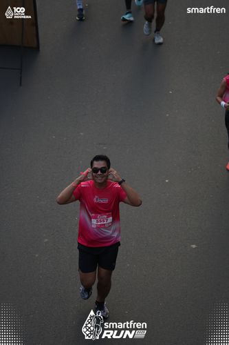 Race photo from Smartfren Run 2025 