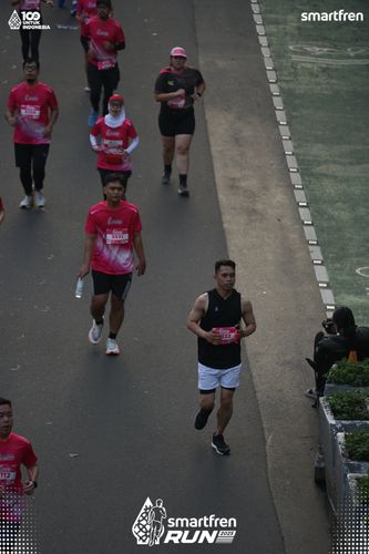Race photo from Smartfren Run 2025 