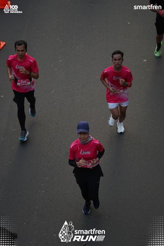 Race photo from Smartfren Run 2025 