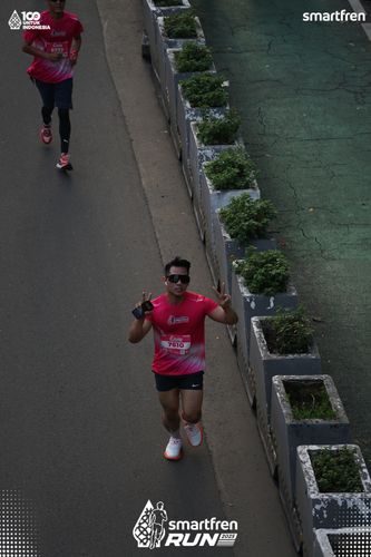 Race photo from Smartfren Run 2025 