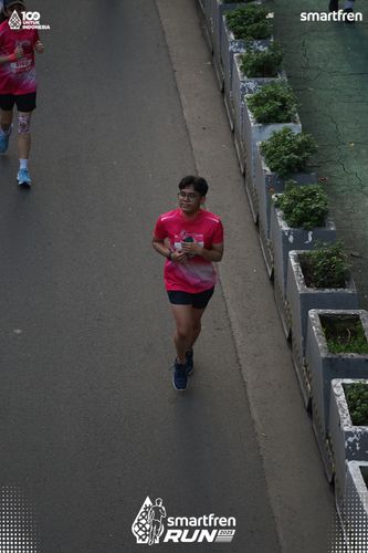 Race photo from Smartfren Run 2025 