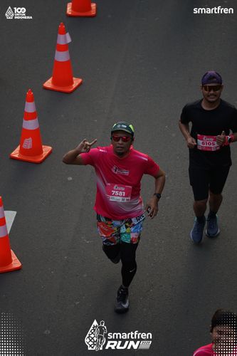 Race photo from Smartfren Run 2025 