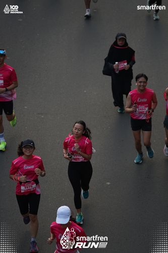 Race photo from Smartfren Run 2025 