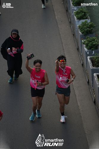 Race photo from Smartfren Run 2025 