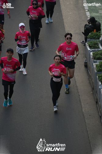 Race photo from Smartfren Run 2025 