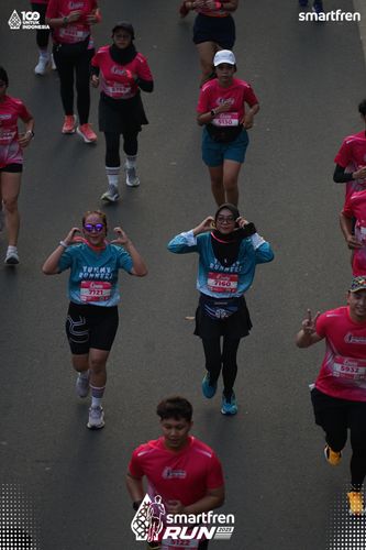 Race photo from Smartfren Run 2025 