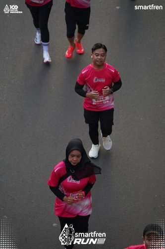 Race photo from Smartfren Run 2025 