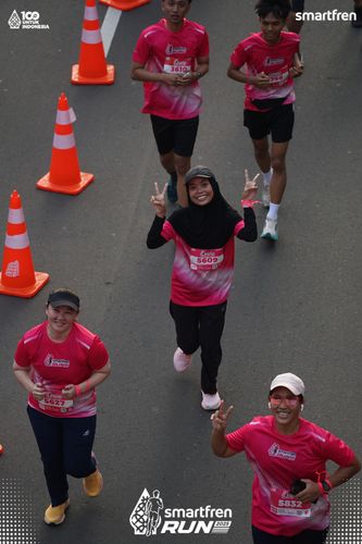 Race photo from Smartfren Run 2025 