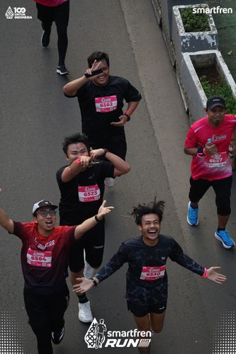 Race photo from Smartfren Run 2025 