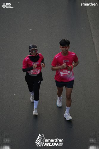 Race photo from Smartfren Run 2025 