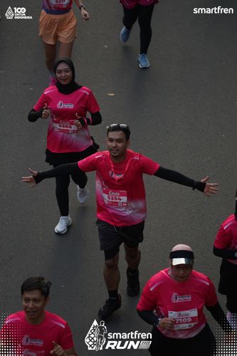 Race photo from Smartfren Run 2025 