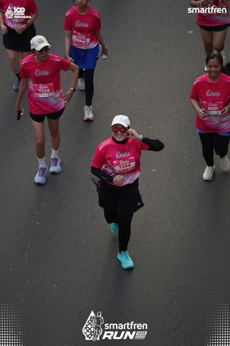 Race photo from Smartfren Run 2025 