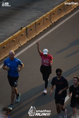 Race photo from Smartfren Run 2025 