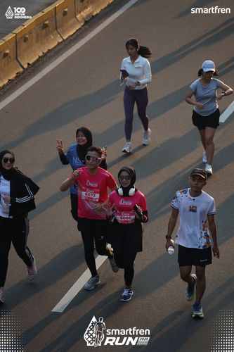 Race photo from Smartfren Run 2025 