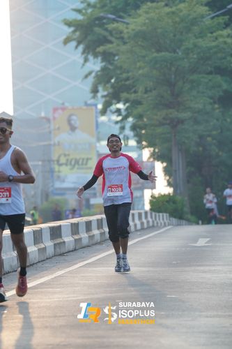 Race photo from SURABAYA ISOPLUS MARATHON 2025