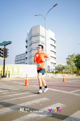 Race photo from BAF LIONS RUN 2024