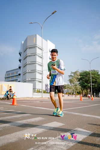Race photo from BAF LIONS RUN 2024