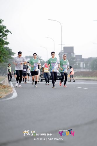 Race photo from BAF LIONS RUN 2024
