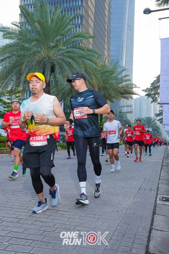 Race photo from ONE RUN 10K 2025