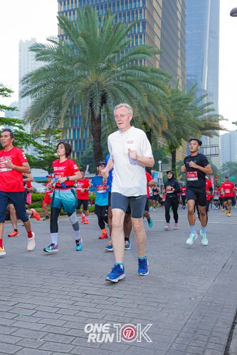 Race photo from ONE RUN 10K 2025