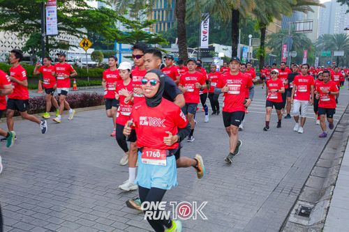 Race photo from ONE RUN 10K 2025