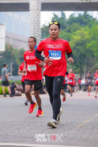 Race photo from ONE RUN 10K 2025