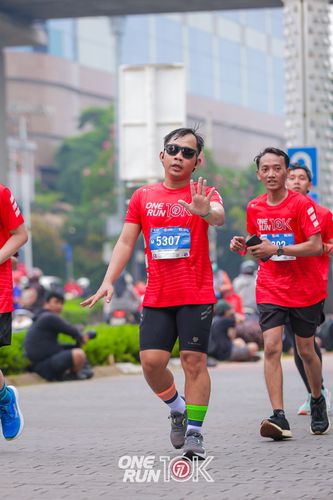 Race photo from ONE RUN 10K 2025