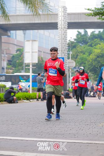 Race photo from ONE RUN 10K 2025