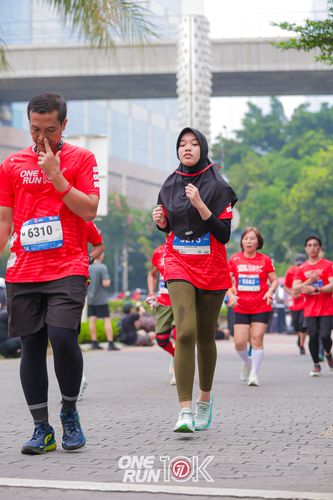 Race photo from ONE RUN 10K 2025