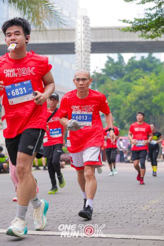 Race photo from ONE RUN 10K 2025