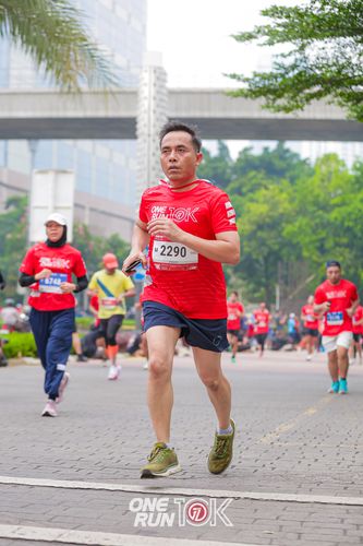 Race photo from ONE RUN 10K 2025