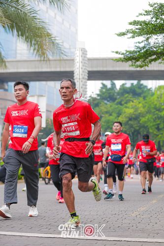Race photo from ONE RUN 10K 2025
