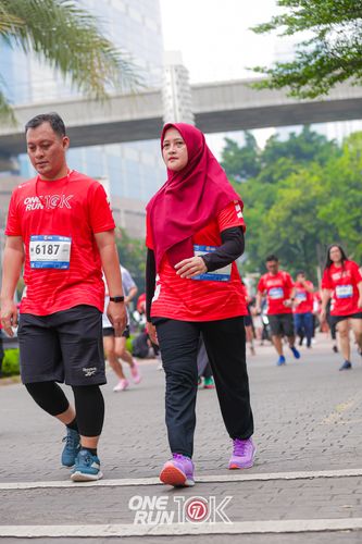 Race photo from ONE RUN 10K 2025
