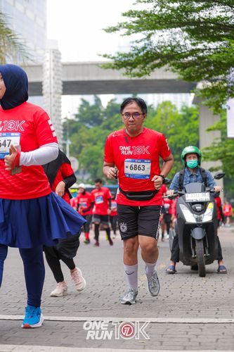 Race photo from ONE RUN 10K 2025