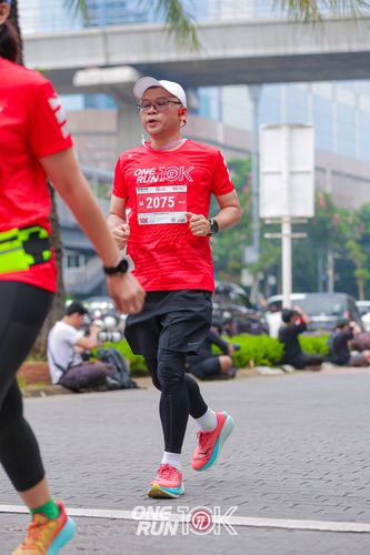Race photo from ONE RUN 10K 2025