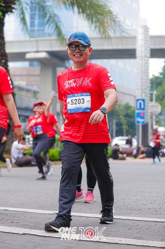 Race photo from ONE RUN 10K 2025