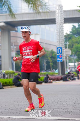 Race photo from ONE RUN 10K 2025