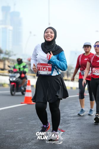 Race photo from ONE RUN 10 K