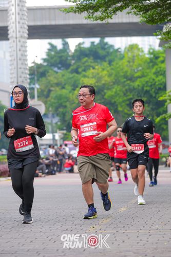 Race photo from ONE RUN 10K 2025