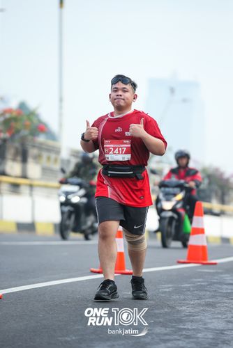 Race photo from ONE RUN 10 K