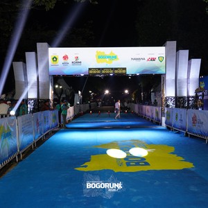 Race photo from BOGORUN 2026